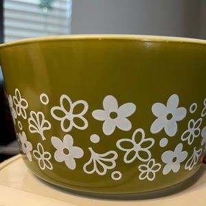 Pyrex Vintage Crazy Daisy Spring Bloom Mixing Bowl Without Lid